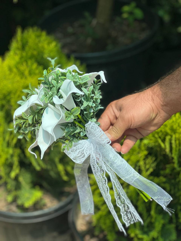 دسته گل شیپوری و اناری 15شاخه