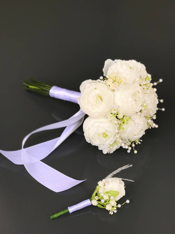 دسته گل پیونی مرواریدی ۱۰ شاخه +گل کت