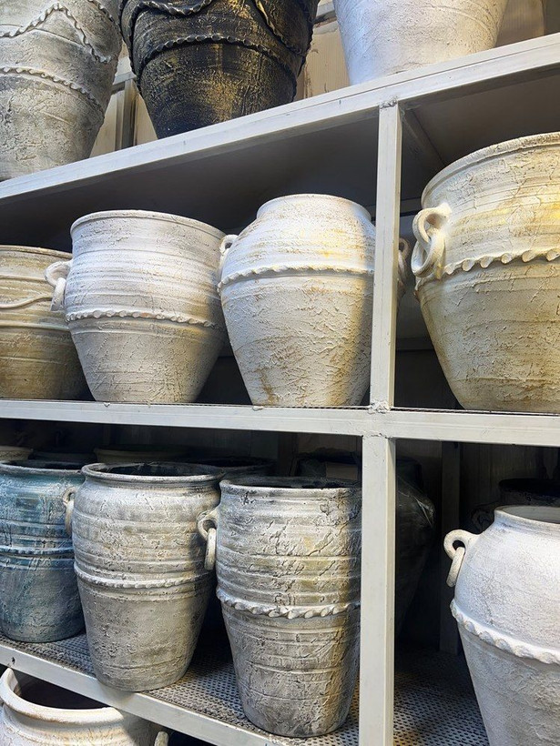 گلدان پتینه در سایزهای مختلف (تماس بگیرید)