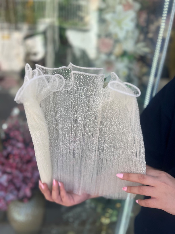 تور دسته گل مدل برفی لبه ساده رنگ نباتی