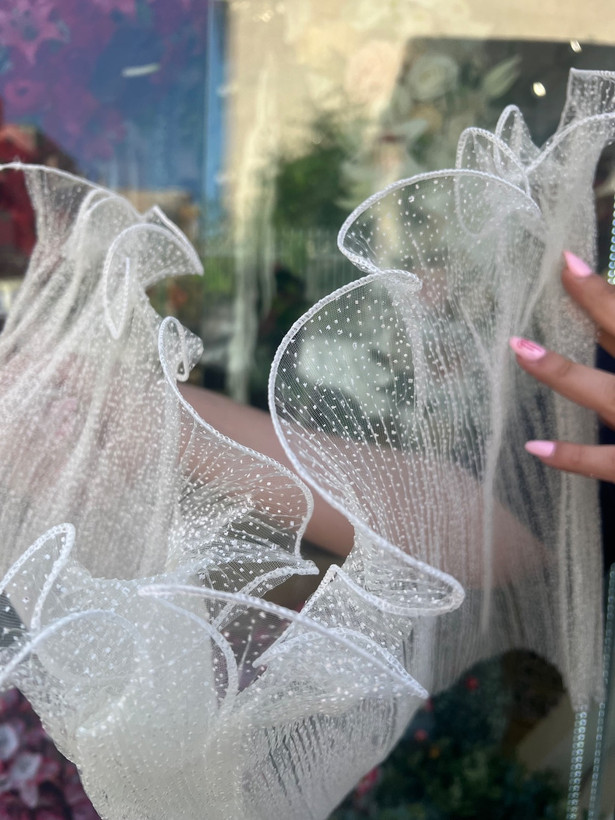 تور دسته گل مدل برفی لبه ساده رنگ نباتی