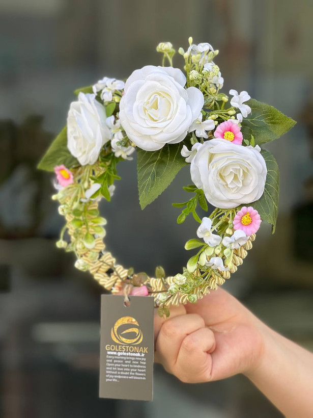 حلقه گل مصنوعی (حلقه در) با گل وارداتی رنگ سفید