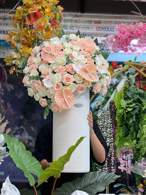 جام گل مصنوعی رز و آنتریوم کیفیت درجه۱ (مخصوص خواستگاری)
